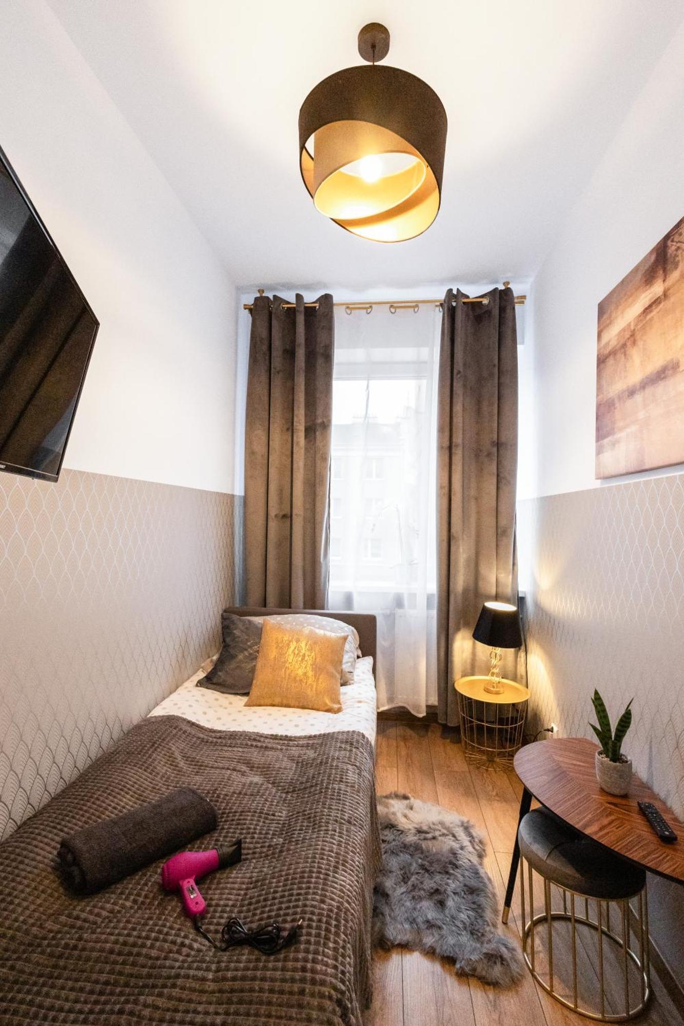 Clicktheflat Zurawia Street Apart Rooms Warsawa Bagian luar foto